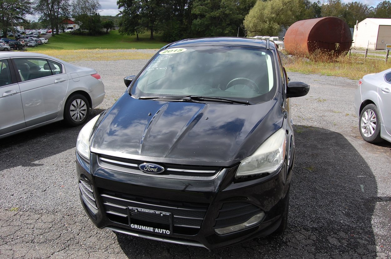 Sports Utility Vehicle For Sale: 2015 Ford Escape SE
