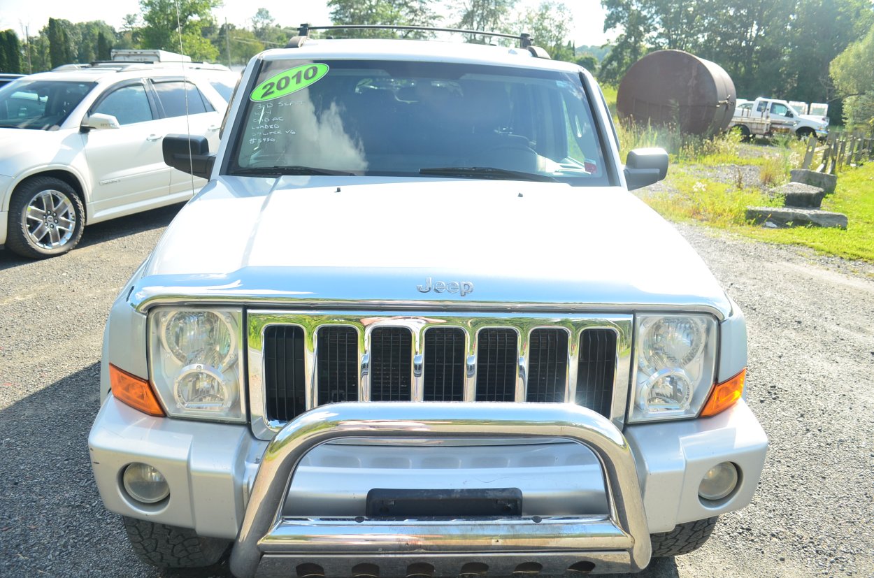 Sports Utility Vehicle For Sale: 2010 Jeep Commander
 