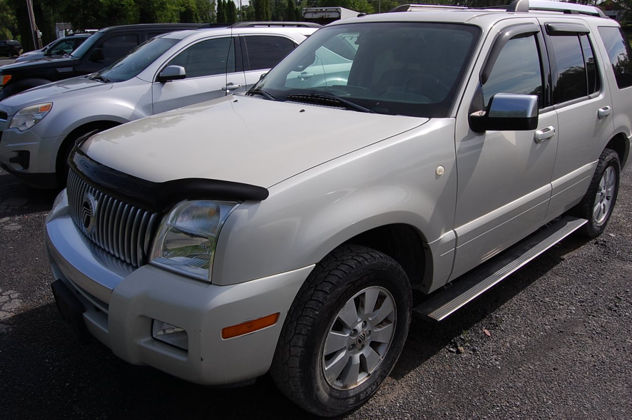 Sports Utility Vehicle For Sale: 2010 Mercury Mountaineer