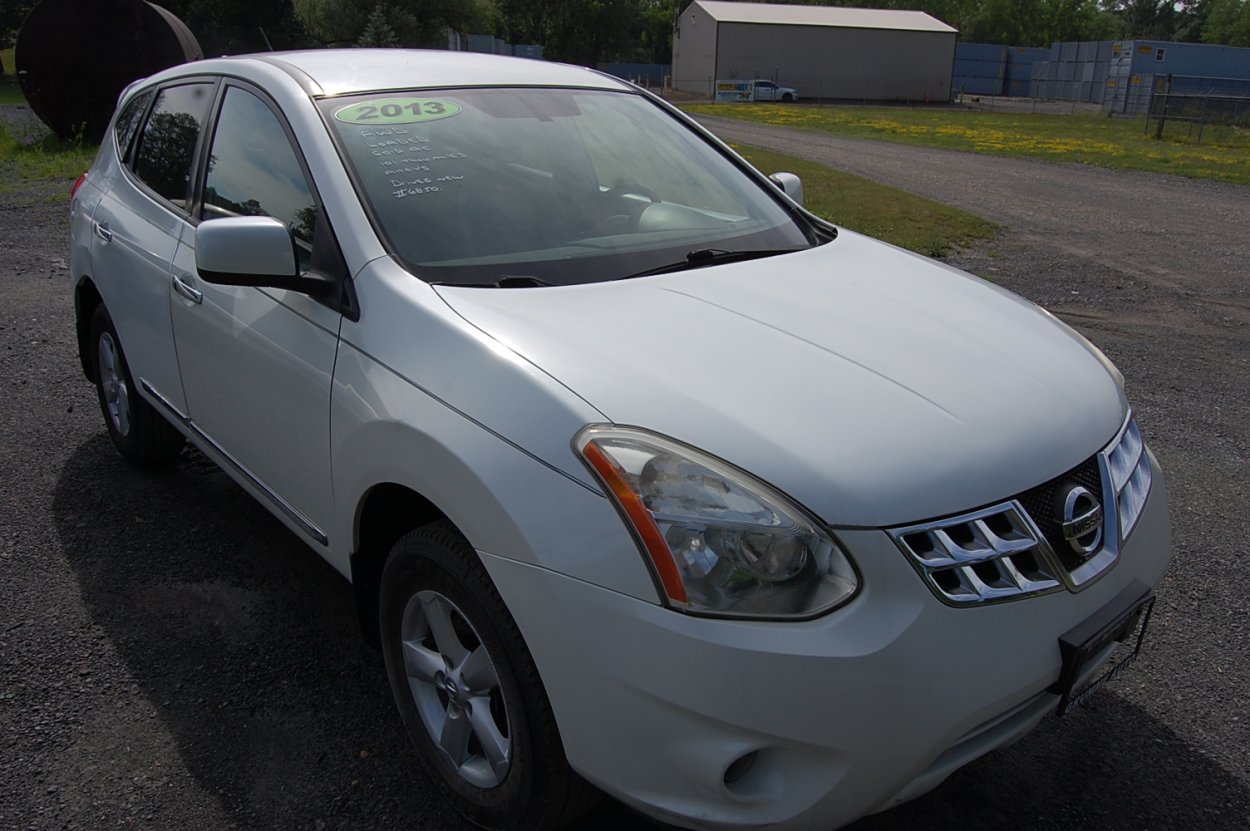 Sports Utility Vehicle For Sale: 2013 Nissan Rogue Special