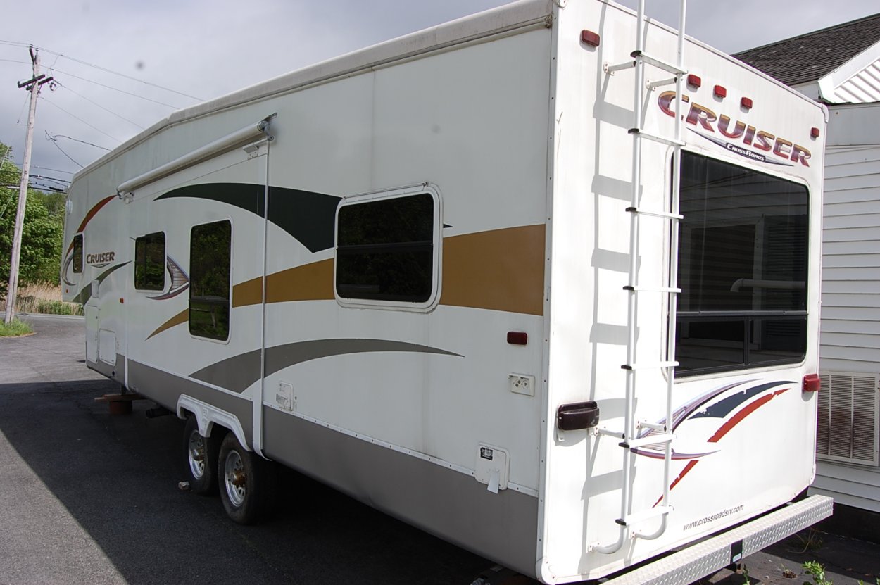 2007 Cruiser Crossroads Camper $4,999