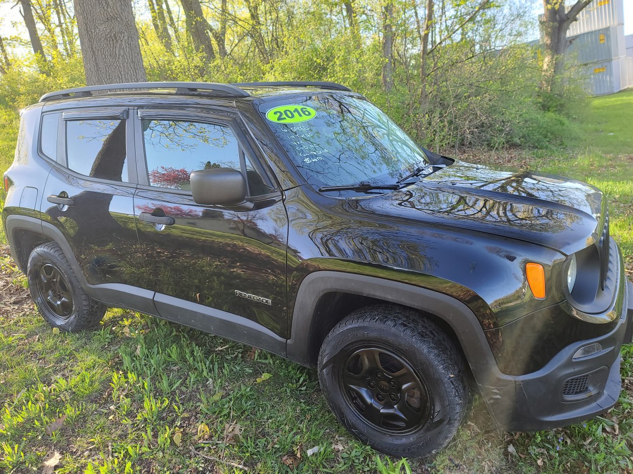 Sports Utility Vehicle For Sale: 2016 JEEP RENEGADE SPORT