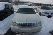 2004 Lincoln Town Car Ultimate
